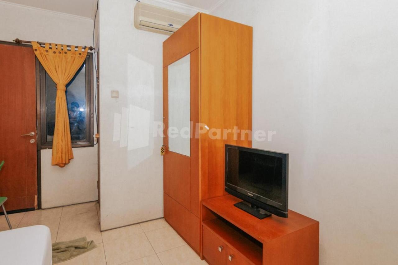 De Lugano Scbd Syariah Mitra Reddoorz Hotell Jakarta Exteriör bild