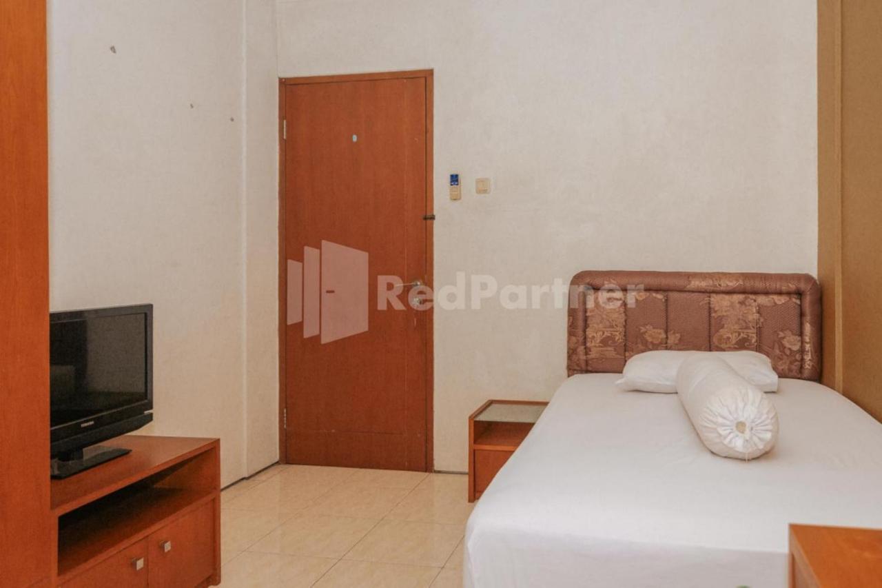 De Lugano Scbd Syariah Mitra Reddoorz Hotell Jakarta Exteriör bild